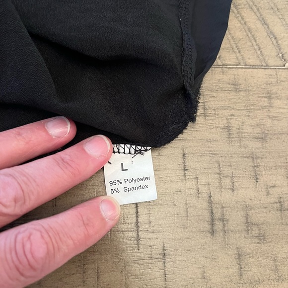 Black Lace Tank Top - Picture 3 of 3